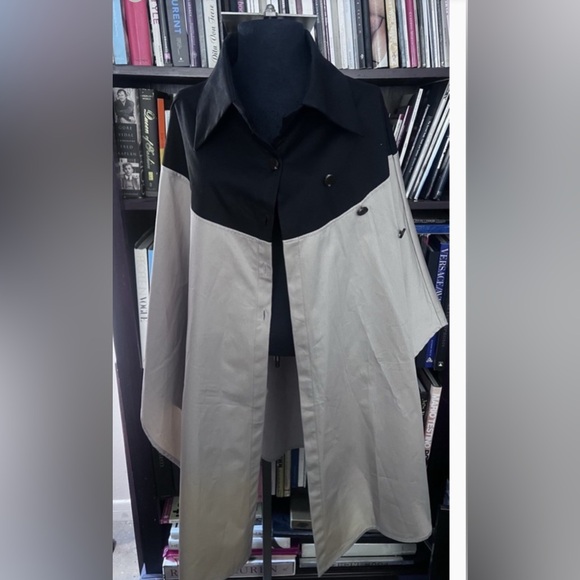 Elegant chic Two-Tone poncho Coat - Picture 2 of 6